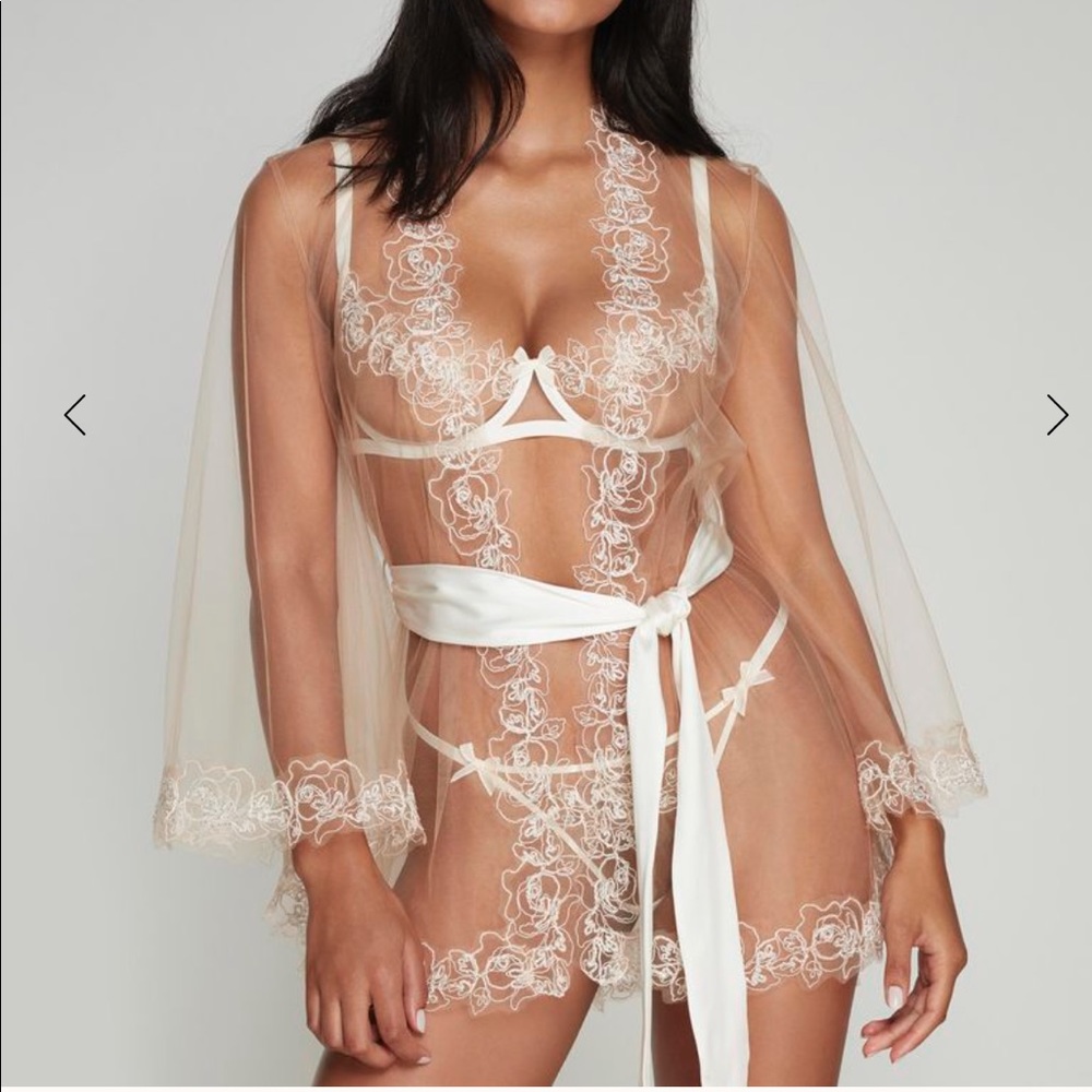 Agent provocateur Lindie gown kimono